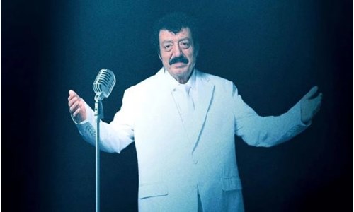 MÜSLÜM GÜRSES'İN YAYINLANMAMIŞLARI 'TOZLU RAFLAR' EP'SİNDE!